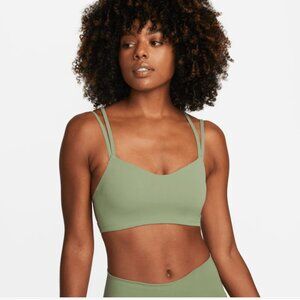 Nike Alate Trace Strappy Sports Bra sage size S